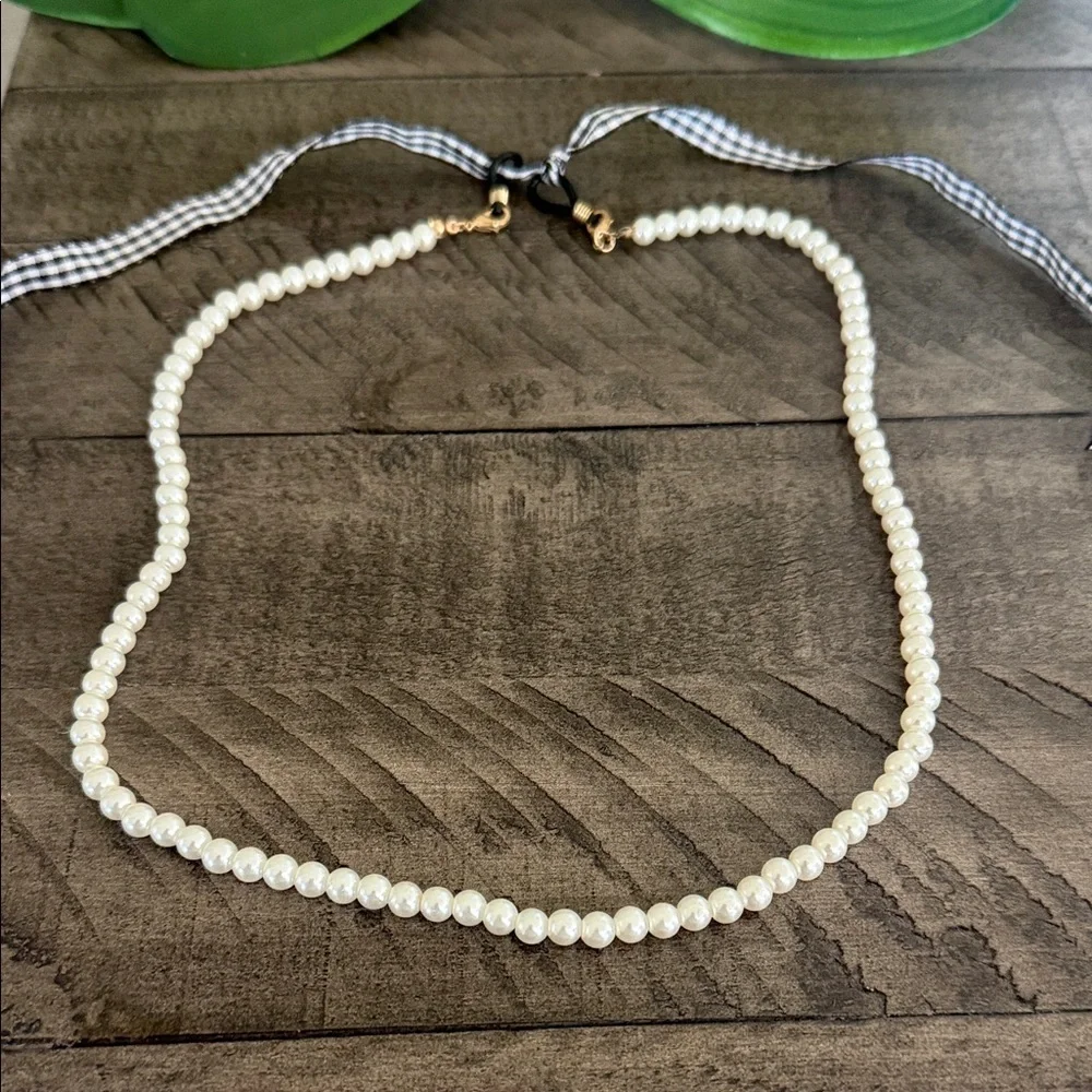 Repurposed Faux Pearl Necklace with Ribbon Accent - Picture 4 of 4